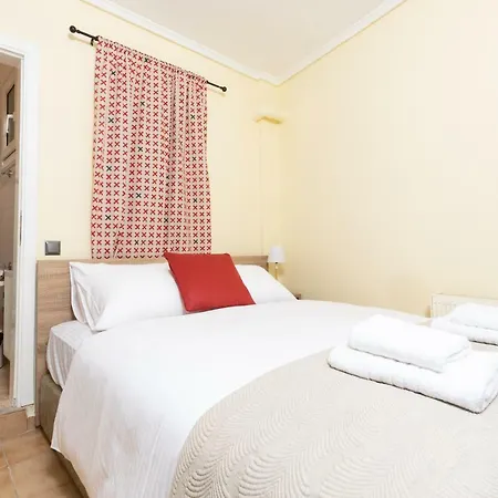 Seven Heaven Premium Suites Thessaloniki Buitenkant foto